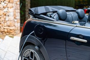 MINI Cooper SE convertible. black interior